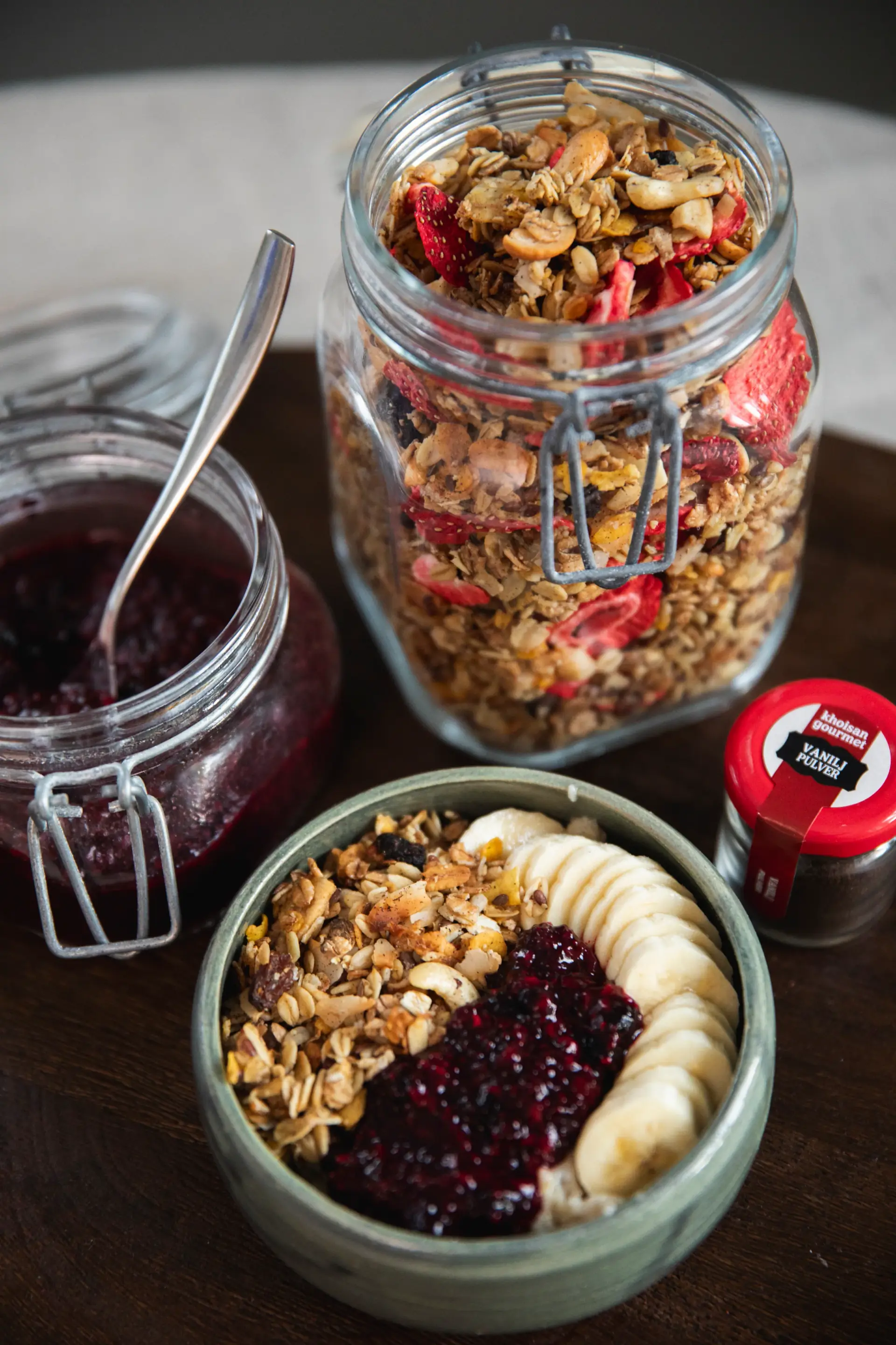 Hemgjord granola