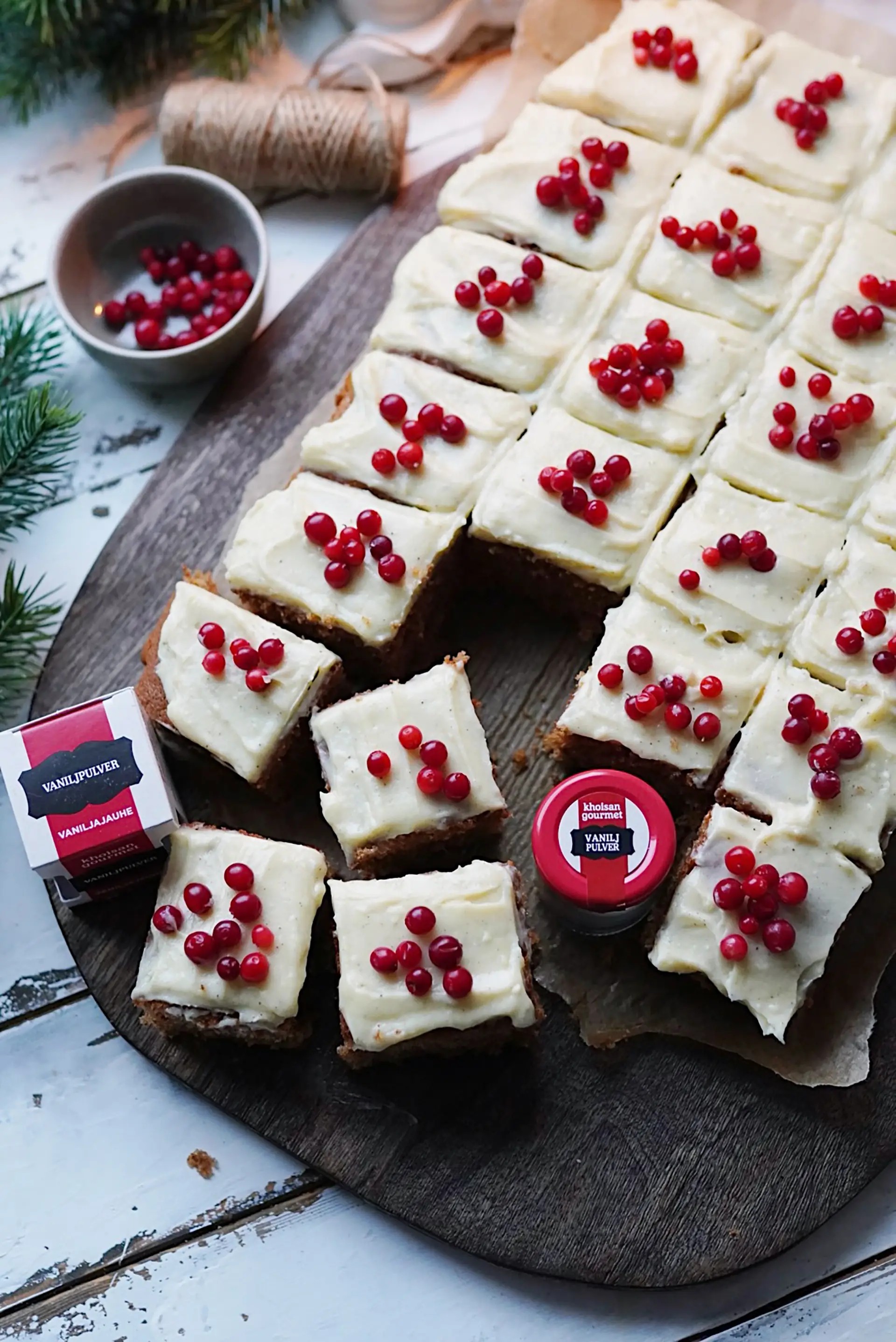 Mjuk pepparkaka med vaniljfrosting