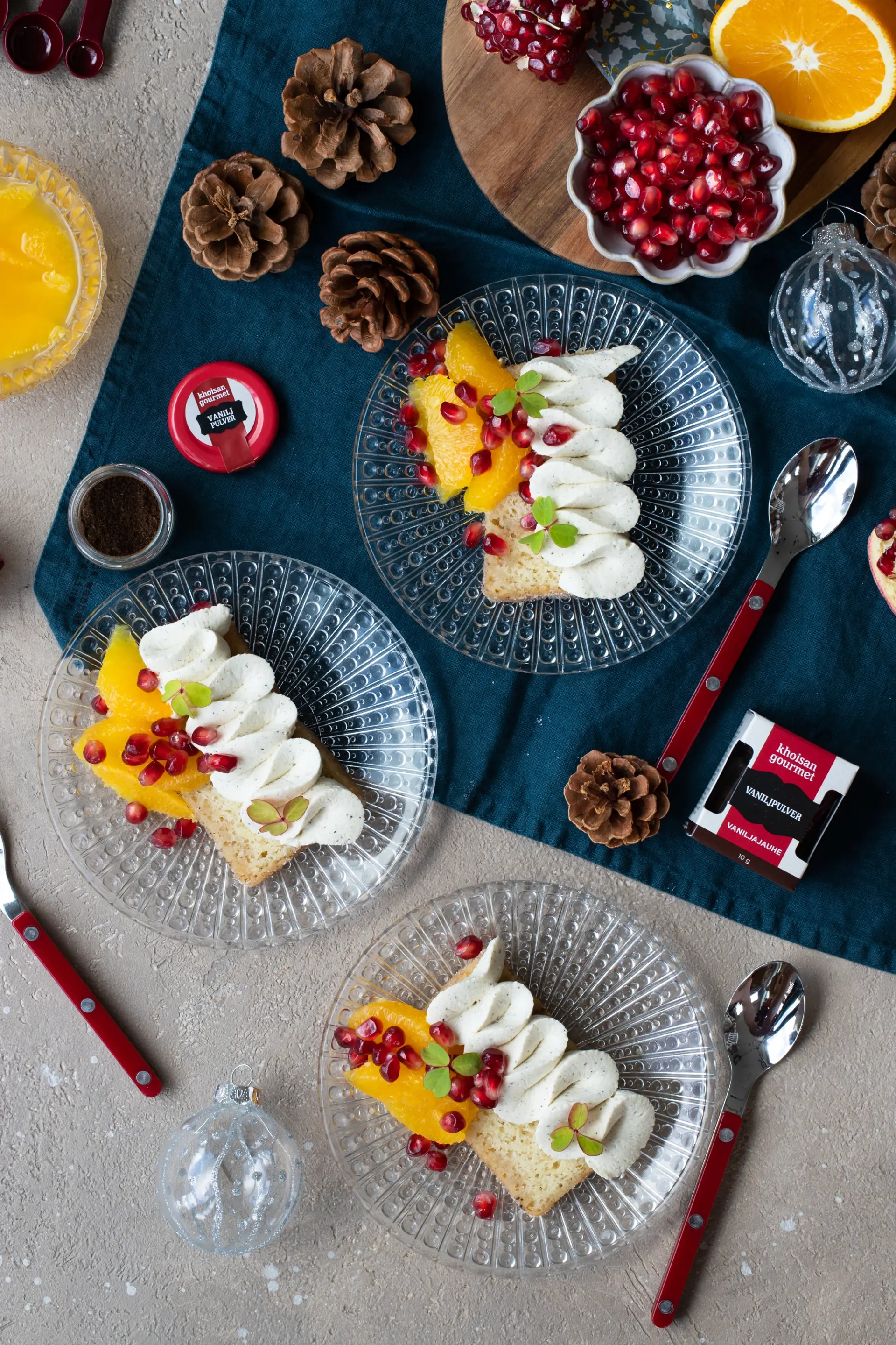 Vaniljkaka med vispad ganache och apelsin – bild 2